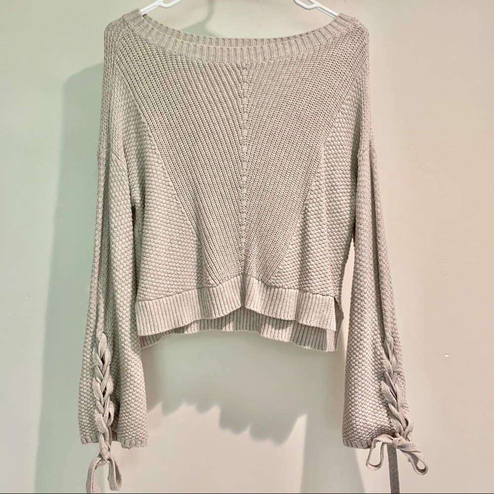 HOLLISTER Bell Sleeve Sweater